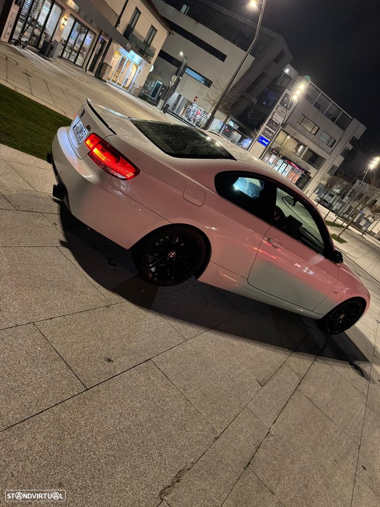 BMW 320 d Coupe - 2
