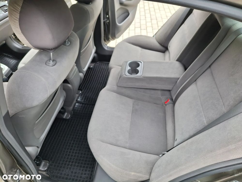 Honda Civic 1.8 Comfort - 16