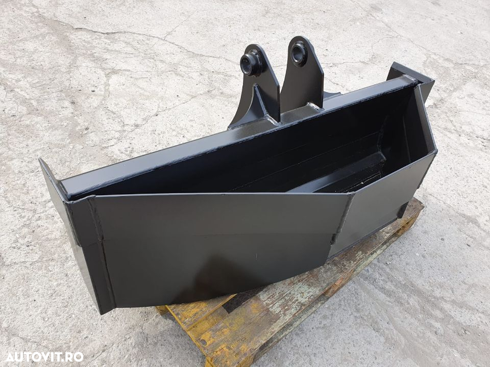 Cupa asimetrica JCB 3CX/4CX - 4