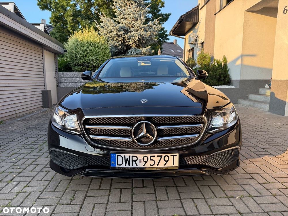 Mercedes-Benz Klasa E 200 d T 9G-TRONIC Exclusive - 13