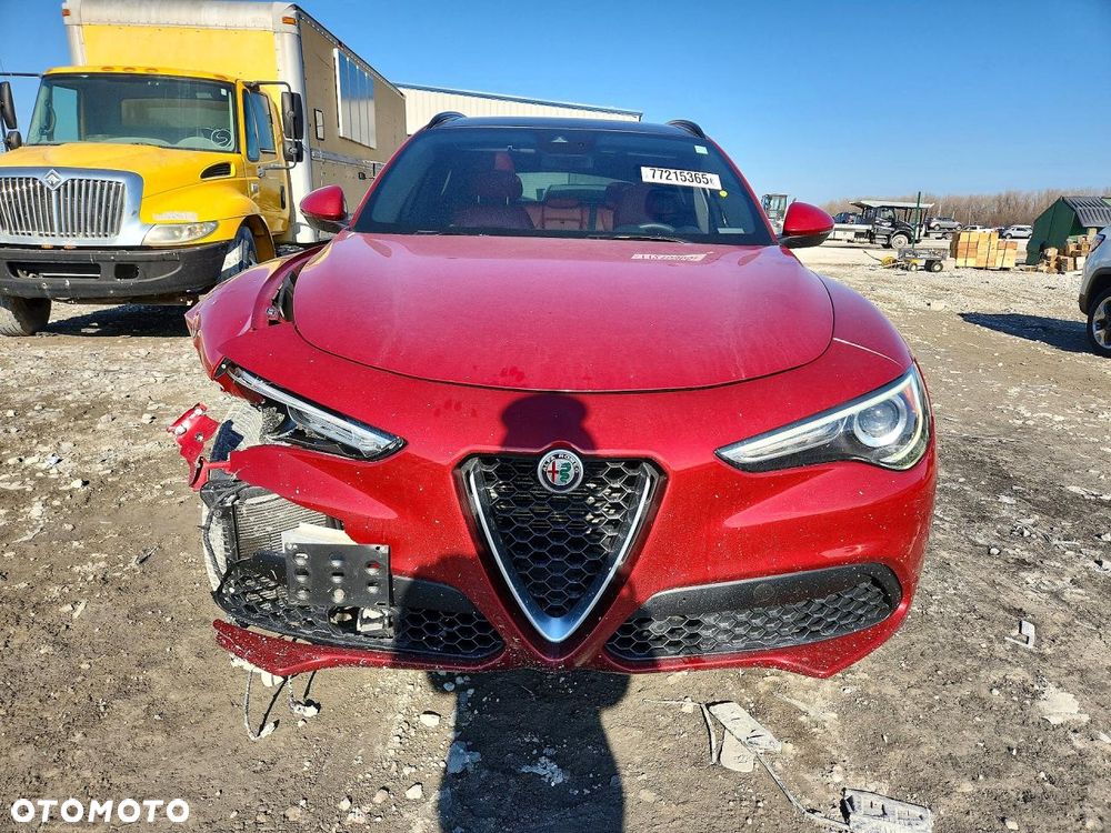 Alfa Romeo Stelvio 2.0 Turbo 16V AT8-Q4 Veloce Ti - 5