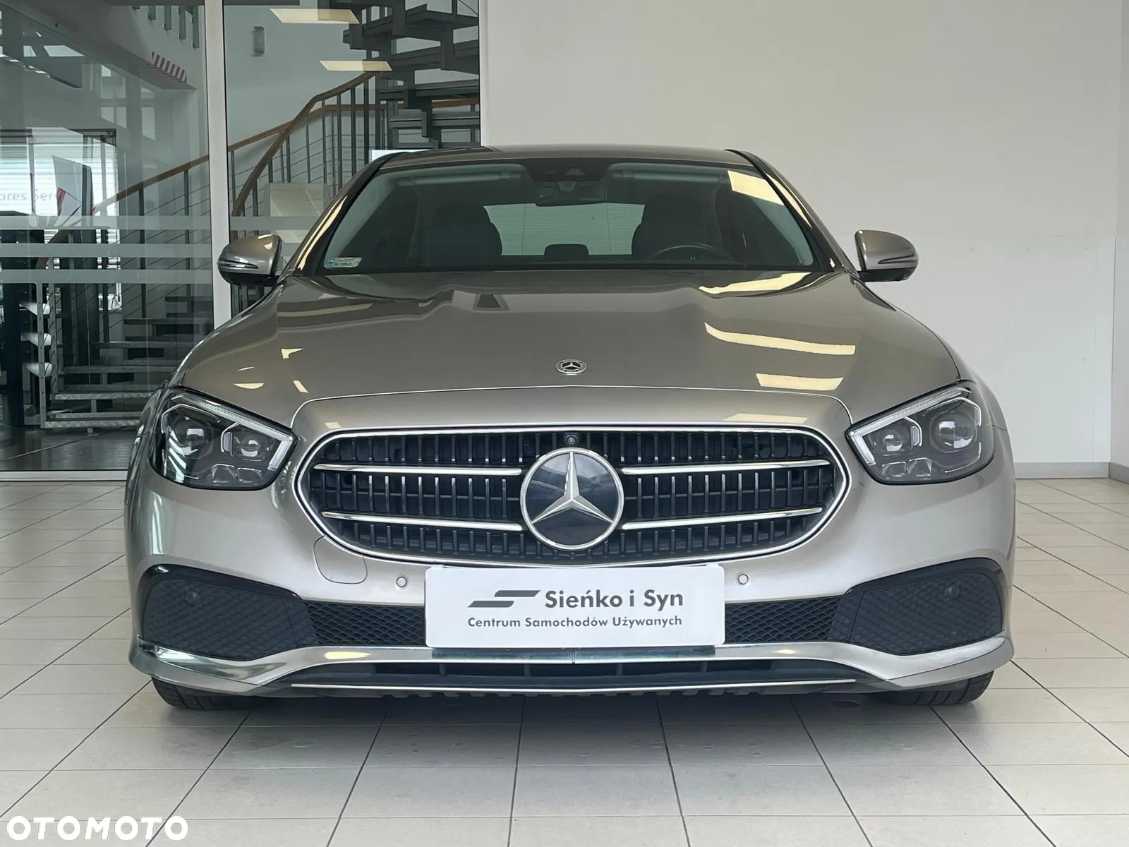 Mercedes-Benz Klasa E 220 d Avantgarde - 10
