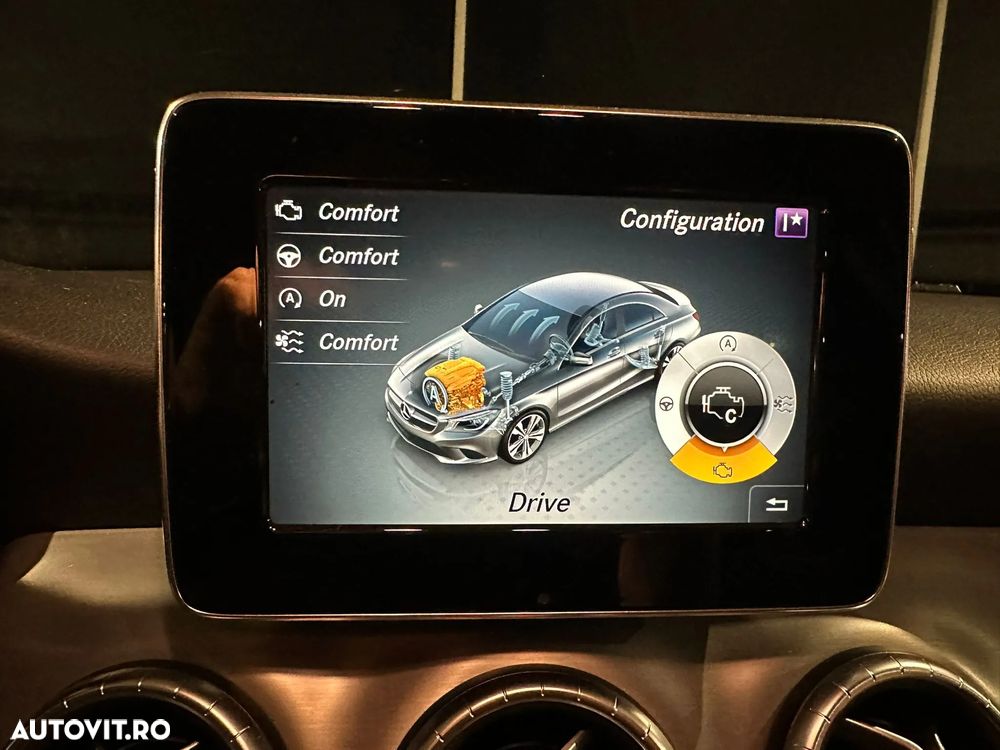 Mercedes-Benz CLA Shooting Brake 220 (CDI) d 4Matic 7G-DCT AMG Line - 4