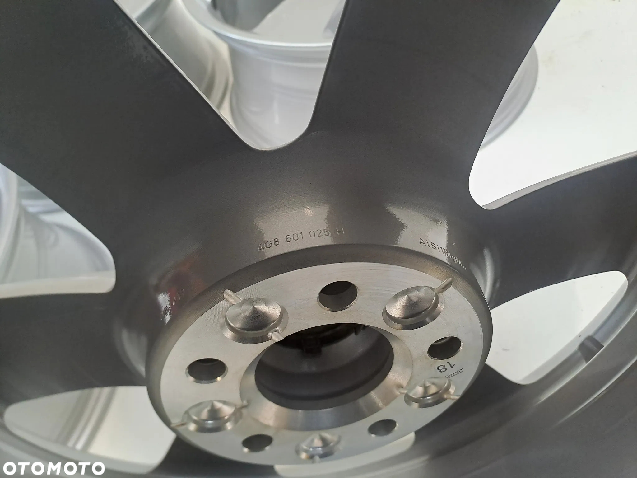 FELGI 5x112 7Jx17 CALI ET25 4G8601025H AUDI A6C7 VW Seat Skoda DEMO Komplet - 8