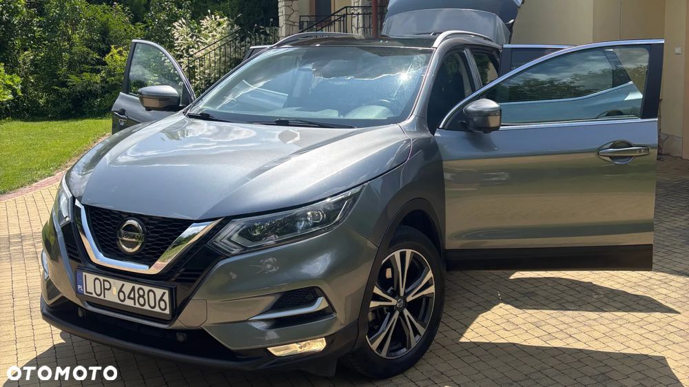 Nissan Qashqai 1.2 DIG-T N-Connecta EU6 - 2