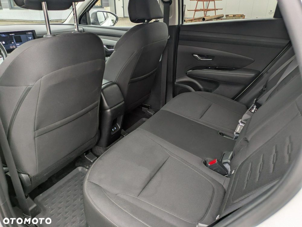 Hyundai Tucson 1.6 T-GDi HEV Smart 2WD - 13