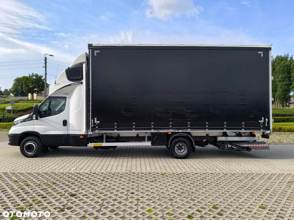 Iveco Daily 70C18 Sypialnia 2 Łóżka, WINDA!, 15 Palet, 2x Firana + Zsuwany Dach! - 8