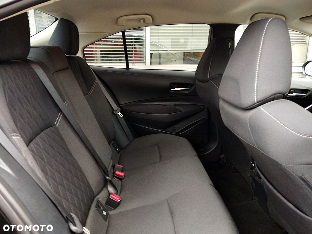 Toyota Corolla - 7
