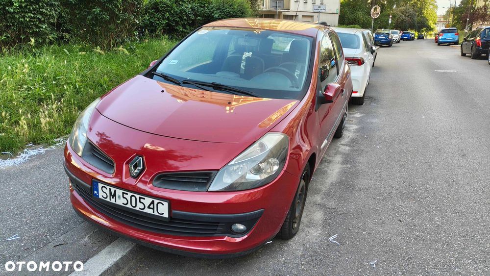 Renault Clio - 2