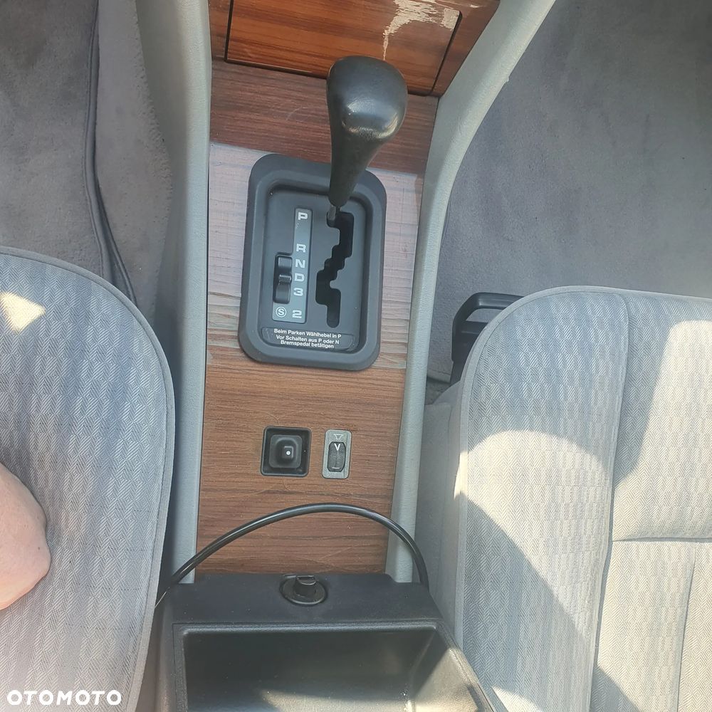 Mercedes-Benz W124 (1984-1993) - 10