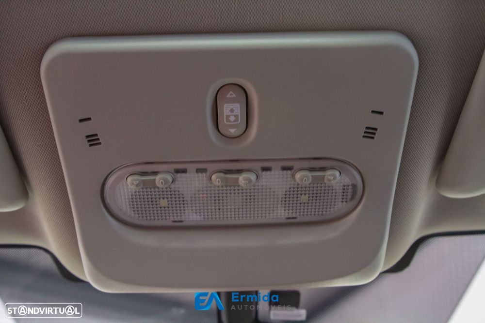 Nissan Qashqai 1.5 dCi N-Connecta - 42