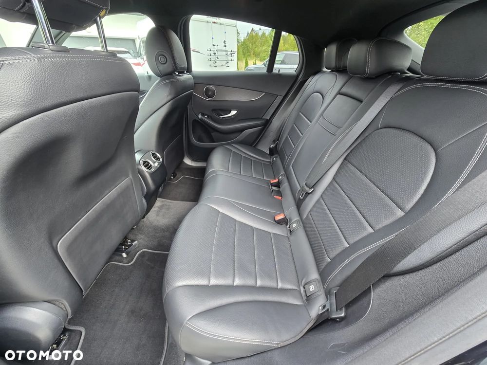 Mercedes-Benz GLC - 24