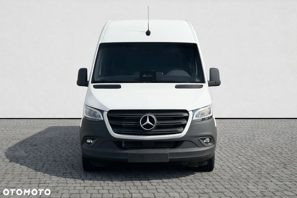 Mercedes-Benz Sprinter - 6
