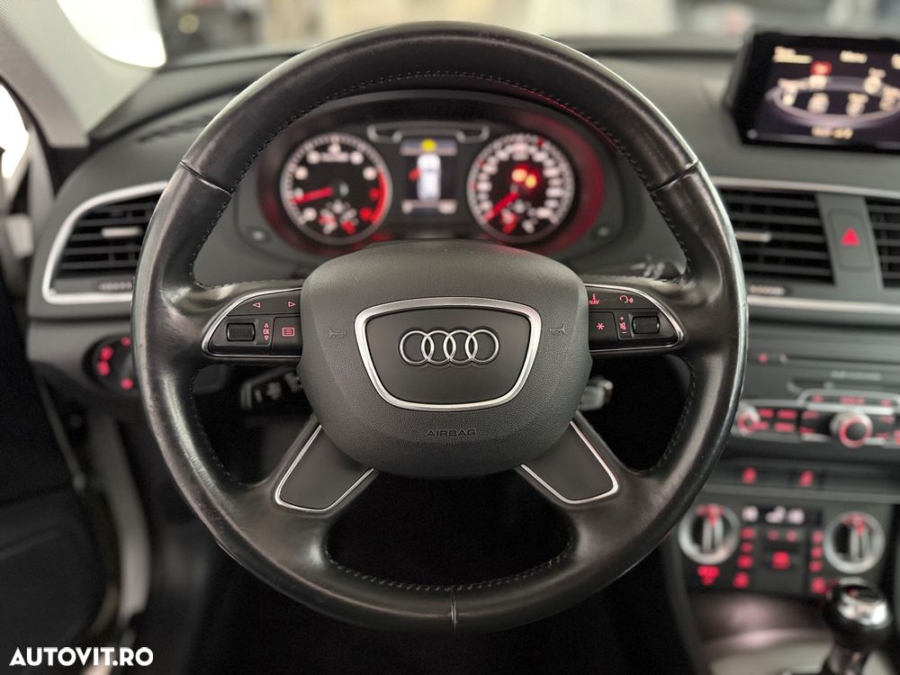 Audi Q3 2.0 TFSI Quattro S tronic - 19