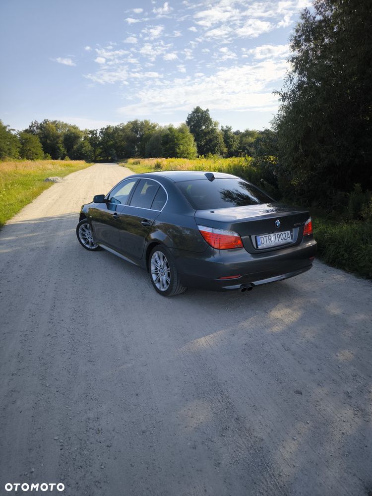 BMW Seria 5 525xi Touring - 7