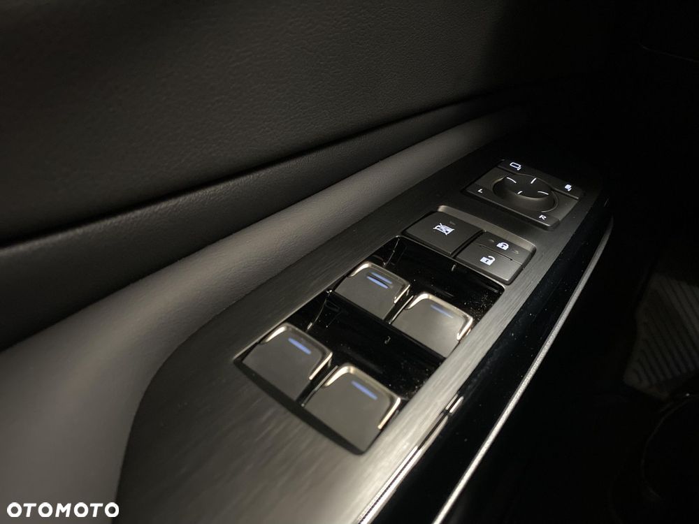 Lexus ES 300h Business Edition - 18