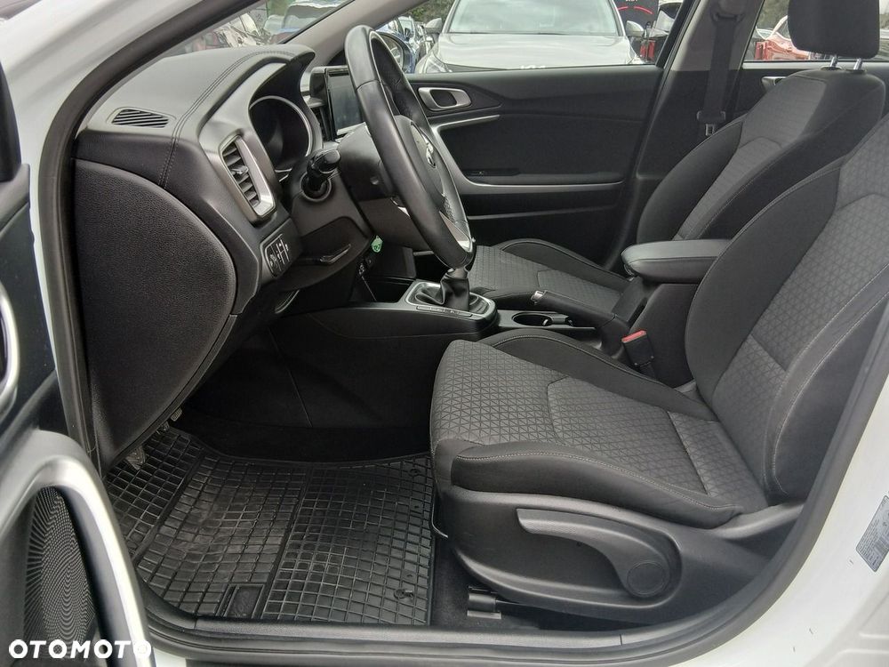 Kia Ceed 1.4 T-GDI M - 18