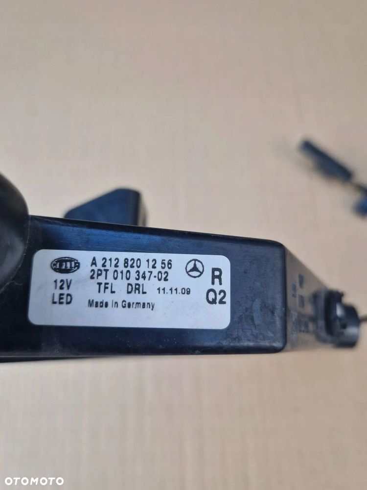 DRL HALOGEN PRAWY DO JAZDY DZIENNEJ MERCEDES E-KLASA E63 AMG W212 ORYGINAŁ - 9