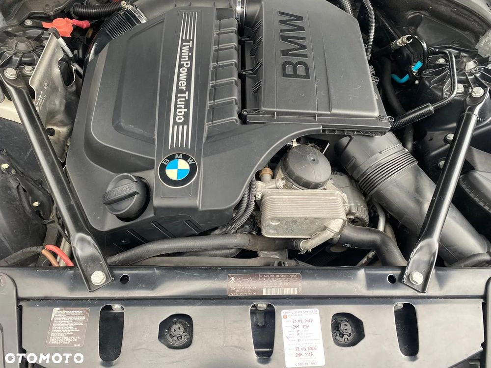 BMW Seria 5 535i Luxury Line - 26