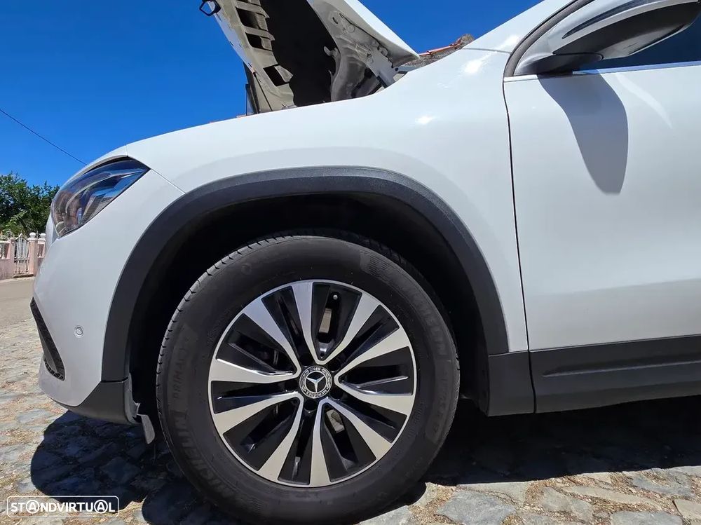 Mercedes-Benz GLA 220 d Style - 9