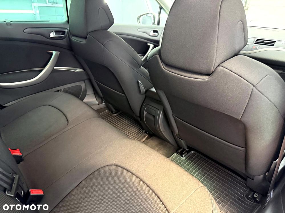 Citroën C5 HDi 115 FAP Business Class - 26