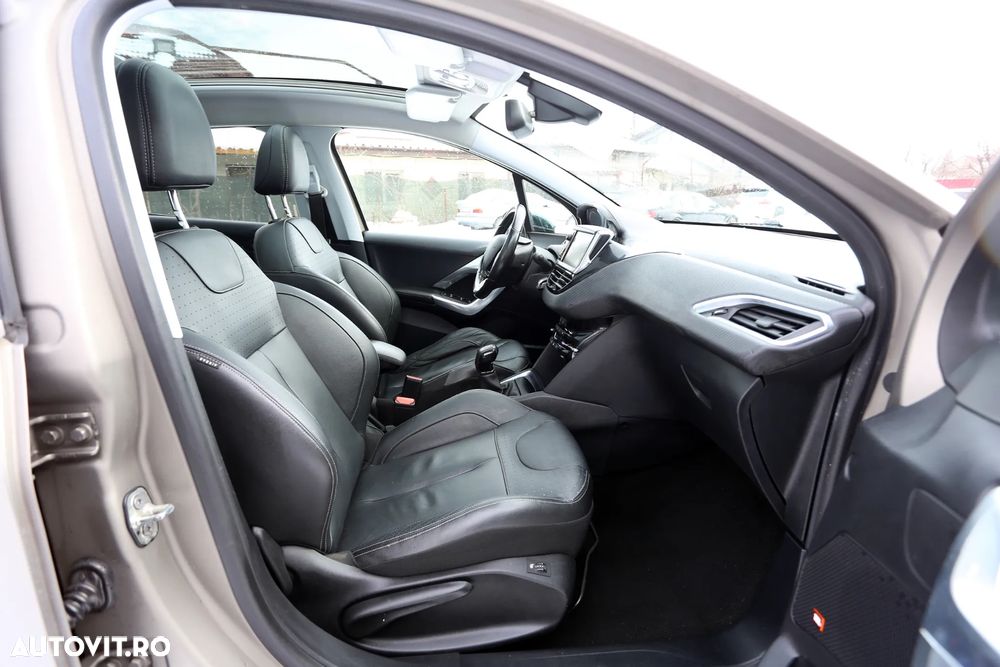 Peugeot 208 PureTech 82 Start & Stop Allure - 9