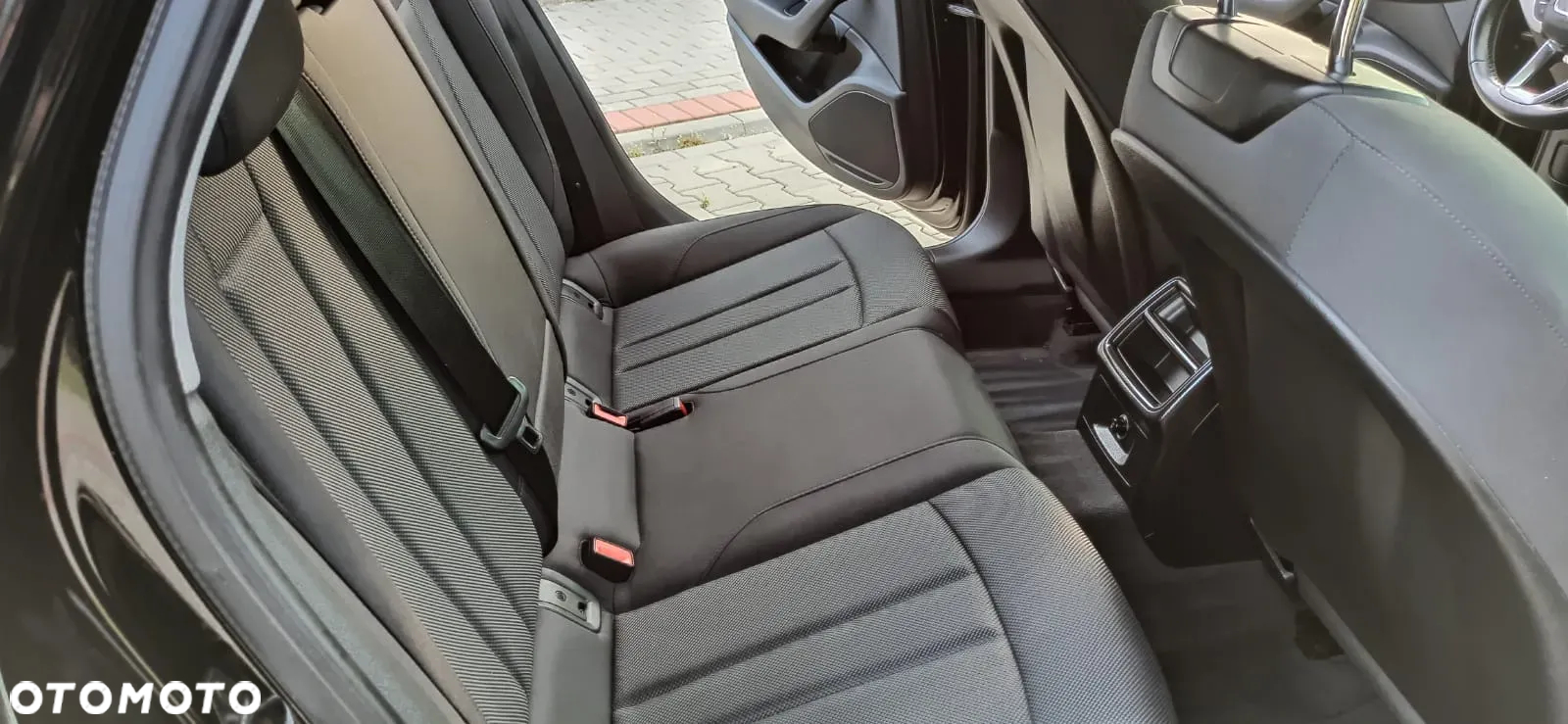 Audi A4 Avant 30 TDI S tronic - 29