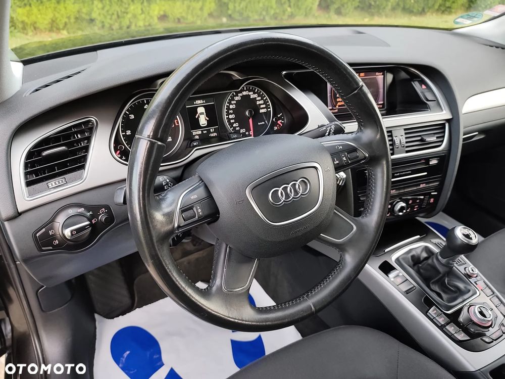 Audi A4 - 33