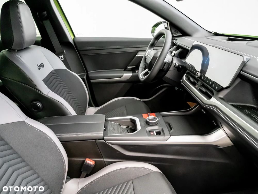 Jeep Compass ver-1-2-t3-mhev-first-edition-fwd-dct - 15
