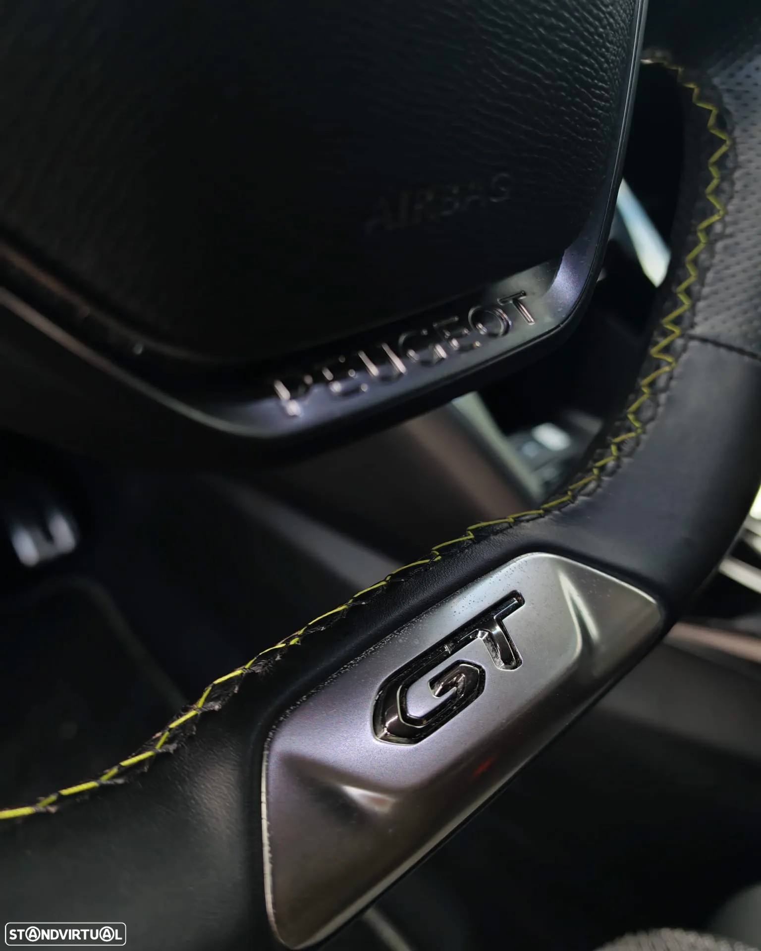 Peugeot 208 1.2 PureTech GT EAT8 - 24