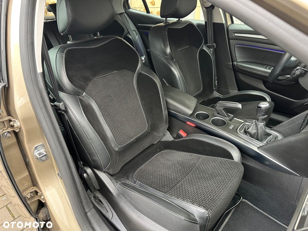 Renault Megane 1.2 Energy TCe Intens - 12