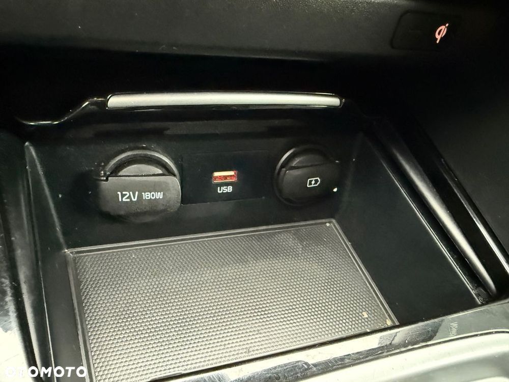 Kia XCeed 1.6 T-GDI Prestige Line DCT - 25