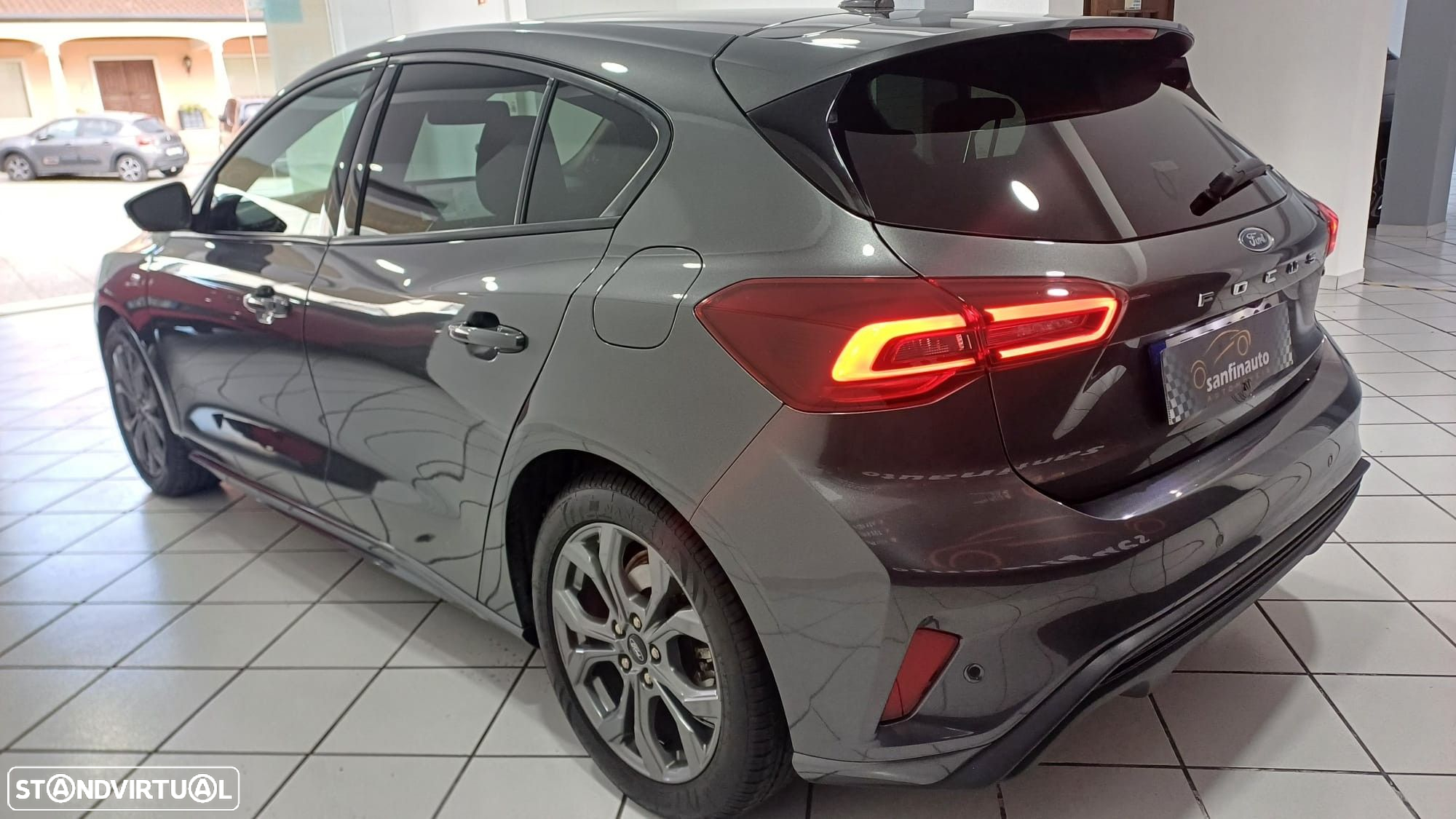 Ford Focus 1.0 EcoBoost MHEV Connected Design - 2