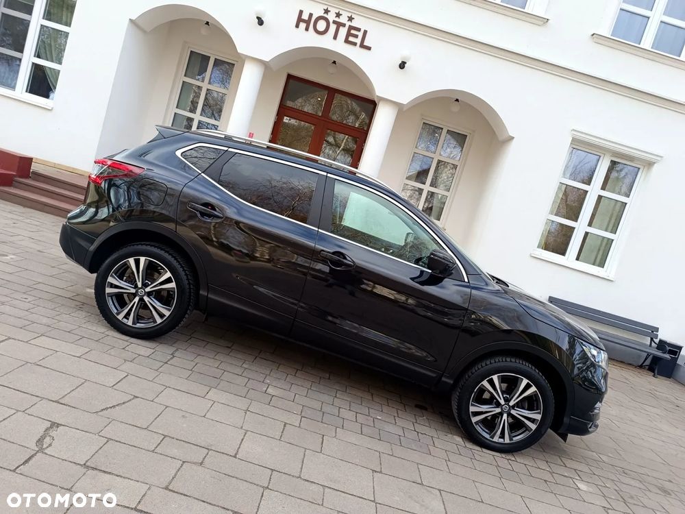 Nissan Qashqai 1.6 dCi DPF Start/Stop tekna - 16