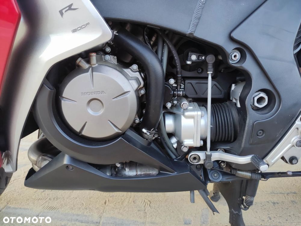 Honda VFR - 30