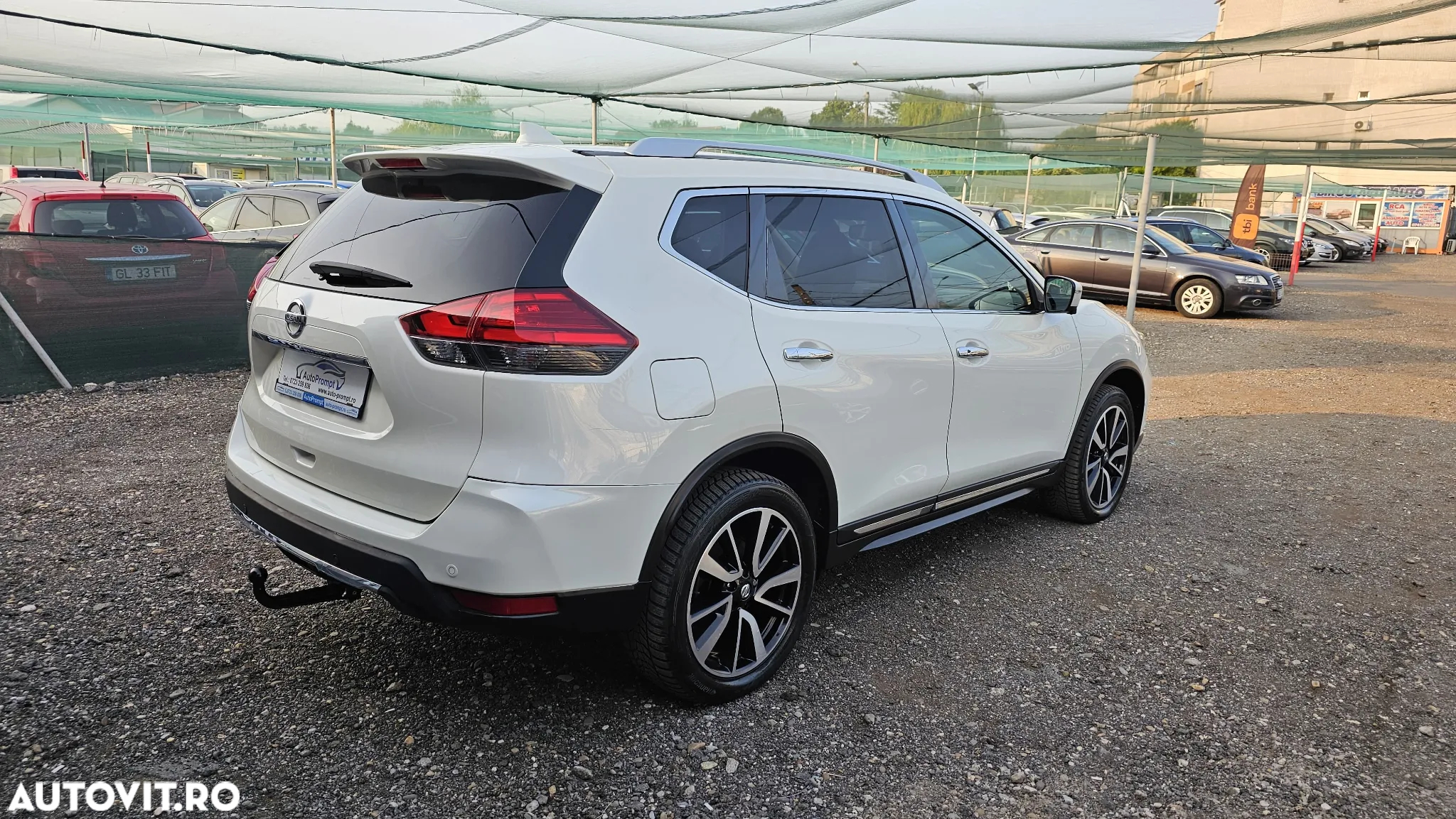 Nissan X-Trail 2.0 dCi ALL-MODE 4x4i Xtronic Tekna - 6