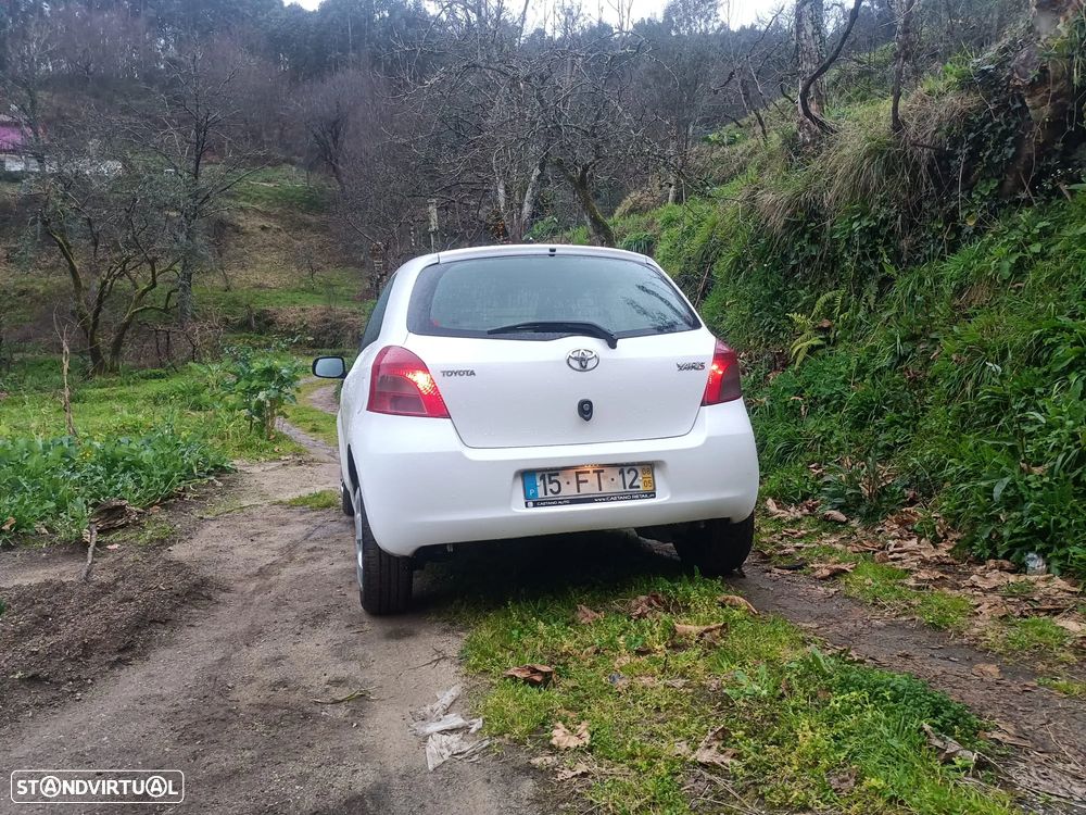 Toyota Yaris 1.4 D-4D AC Manual - 18