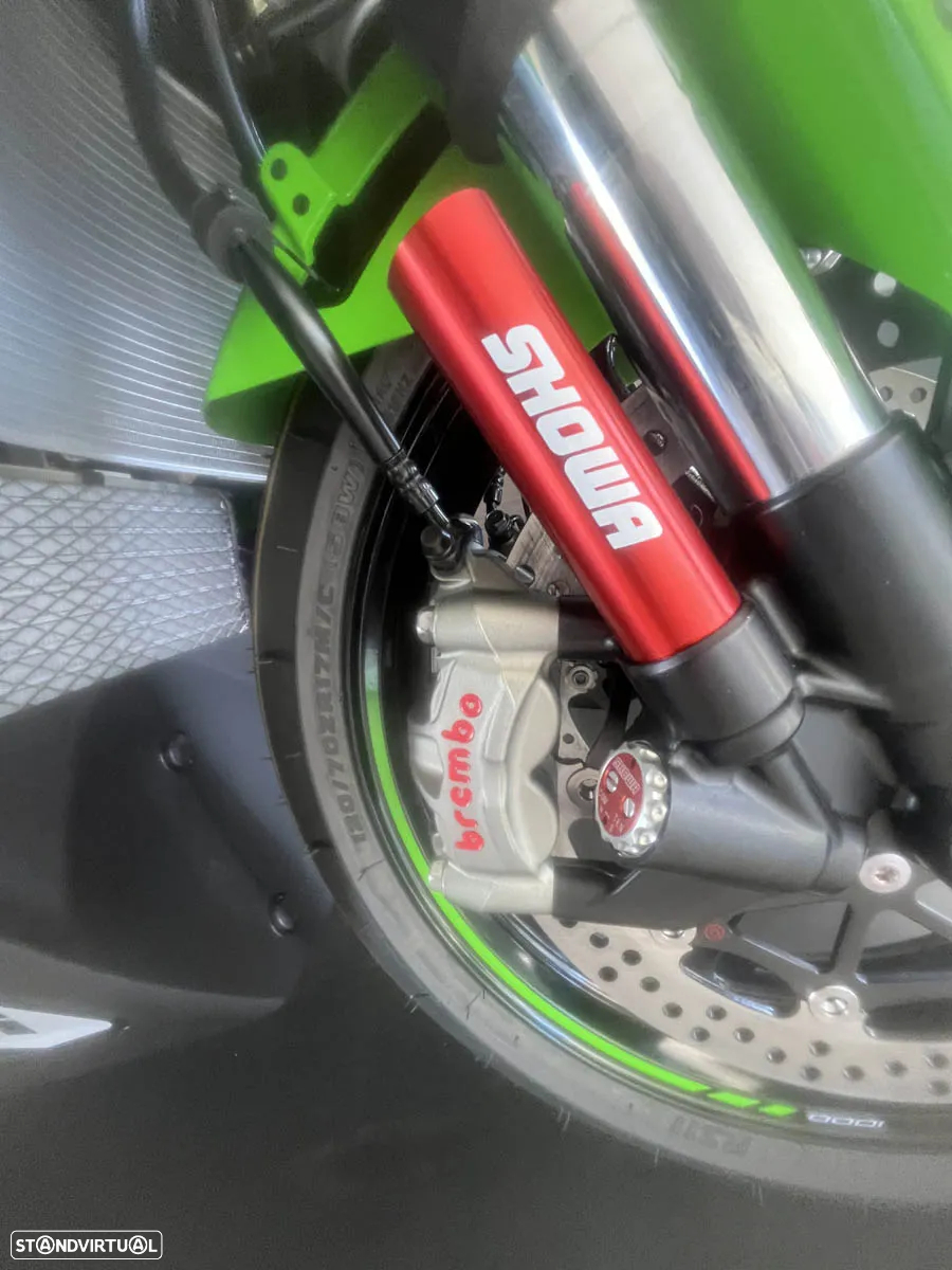 Kawasaki Ninja ZX-10R - 6