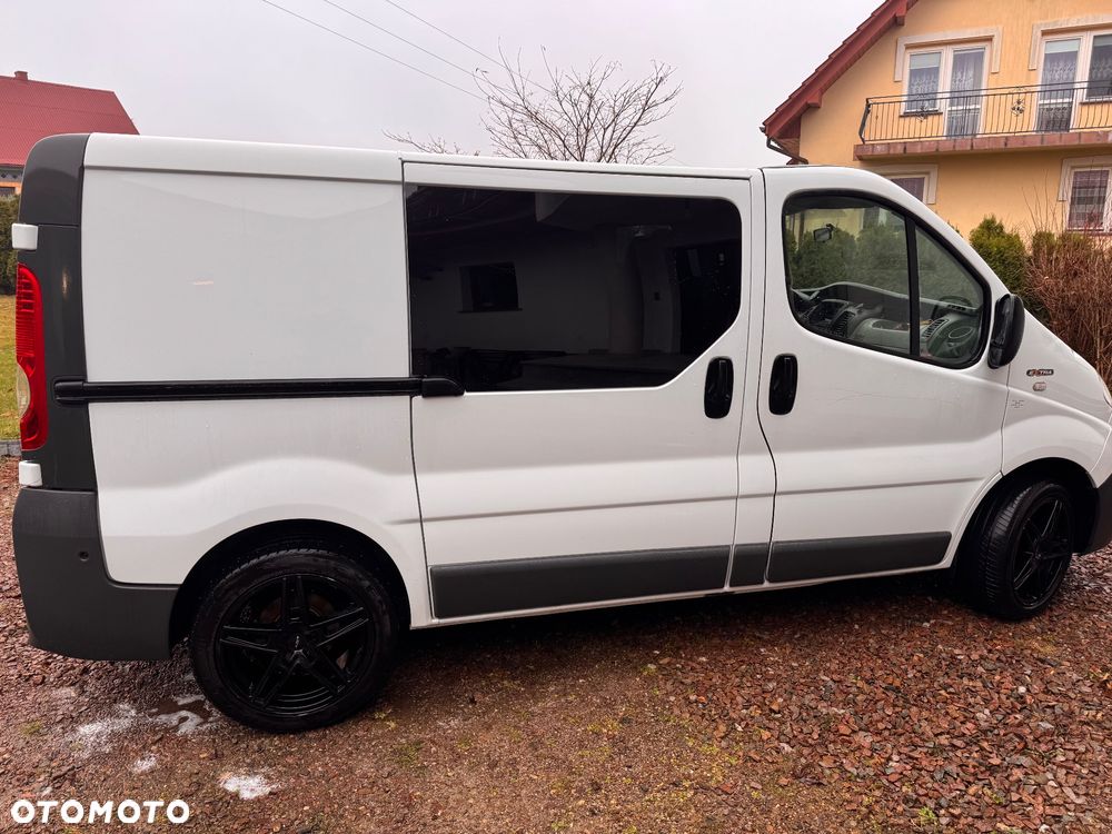 Renault Trafic - 18