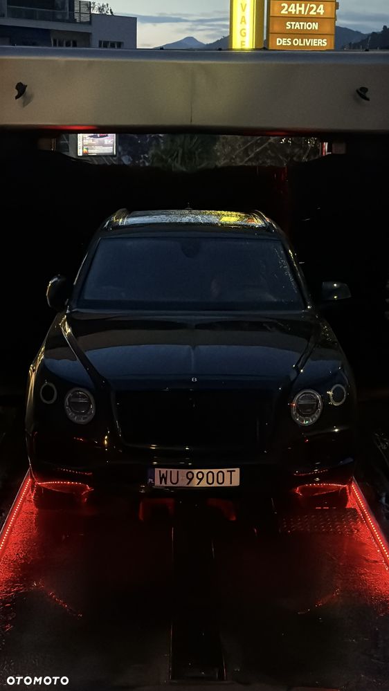 Bentley Bentayga W12 First Edition - 12