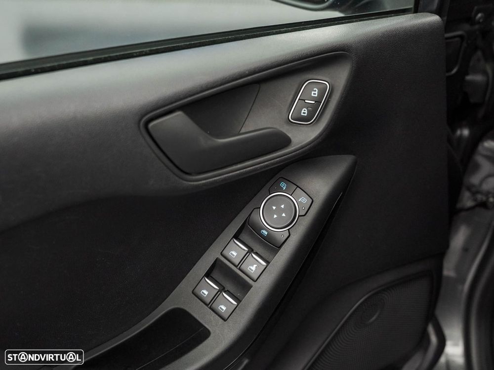 Ford Fiesta 1.0 EcoBoost MHEV Connected - 12