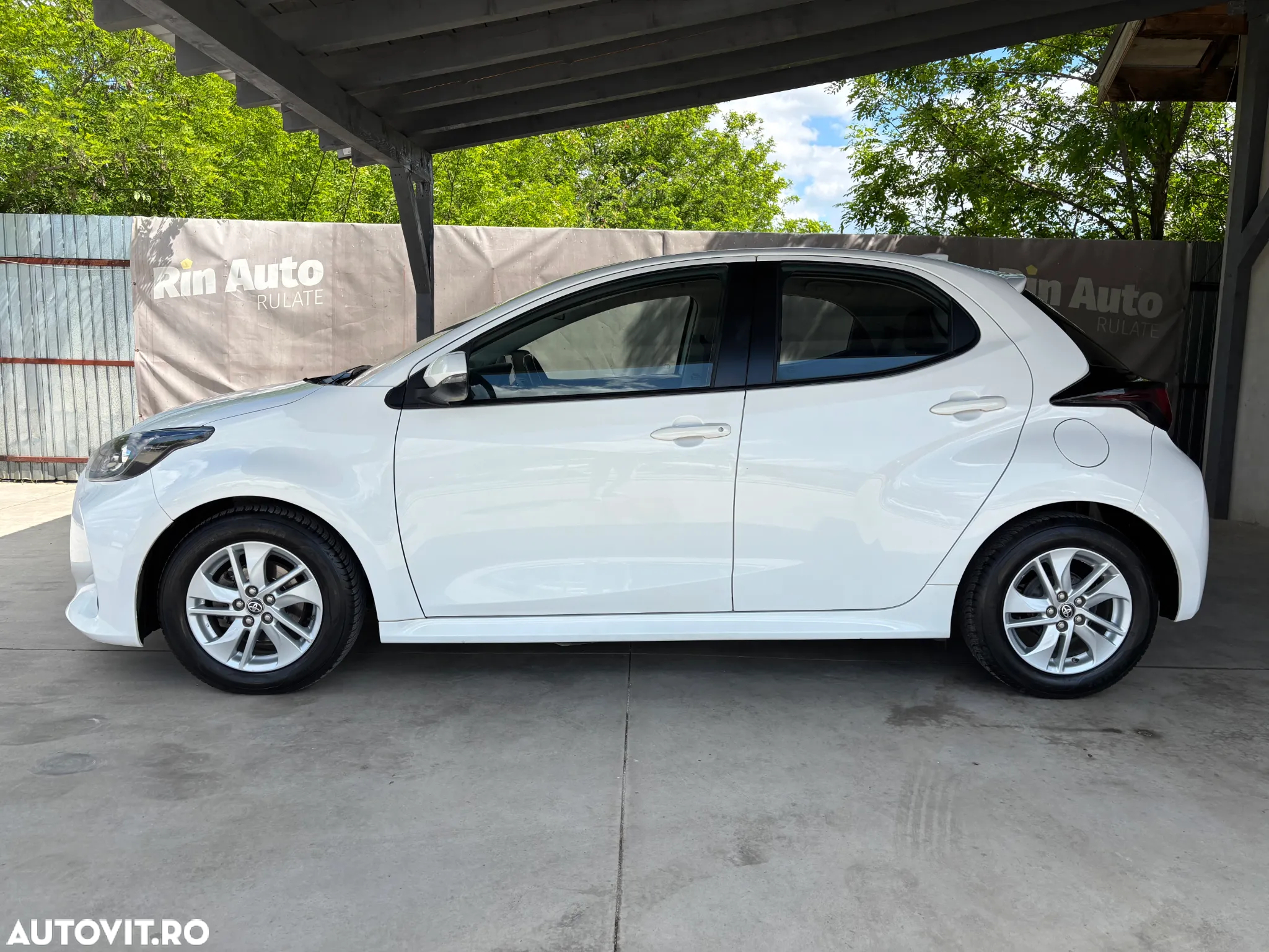 Toyota Yaris - 6