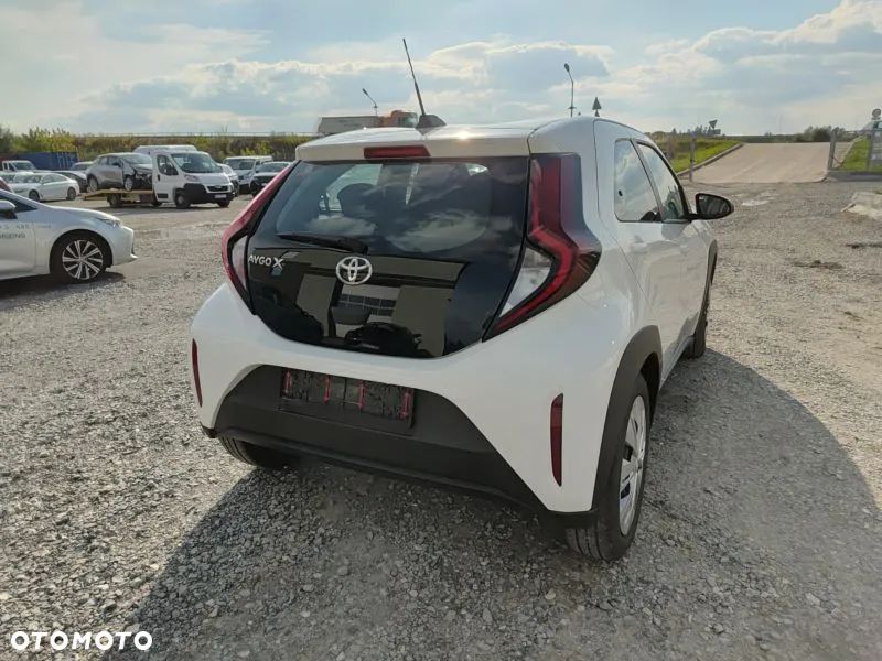 Toyota Aygo - 10