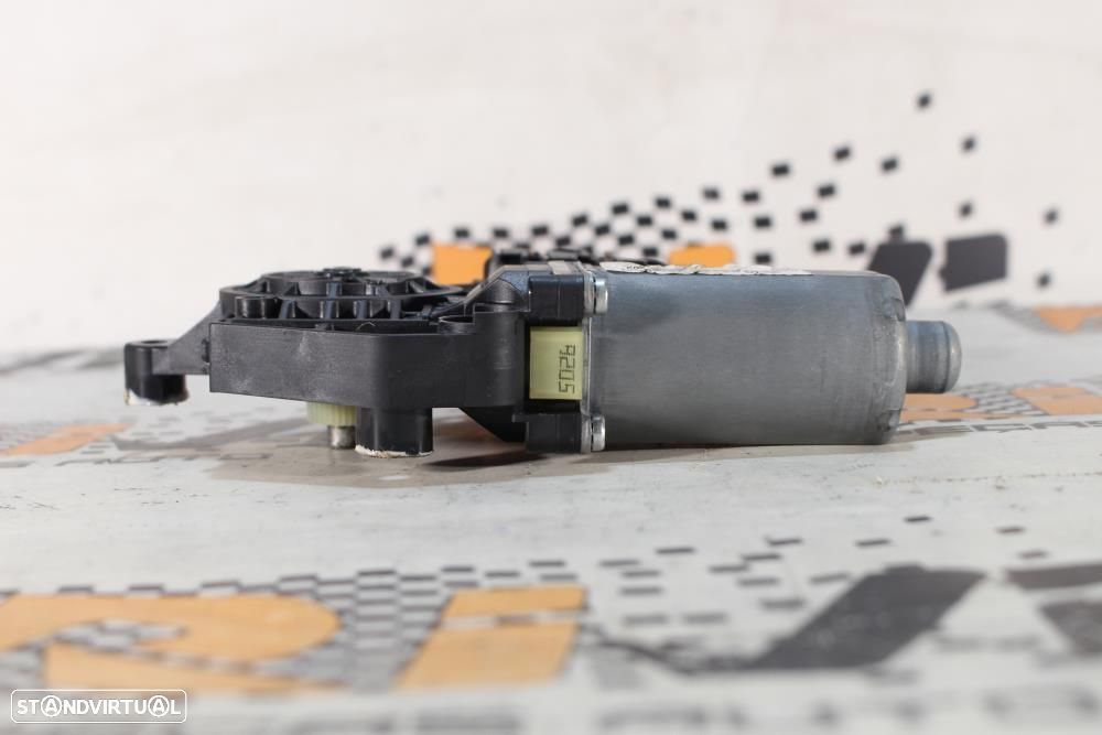 Motor Do Elevador De Vidro Traseiro Esquerdo Volkswagen Golf V (1K1) - 6