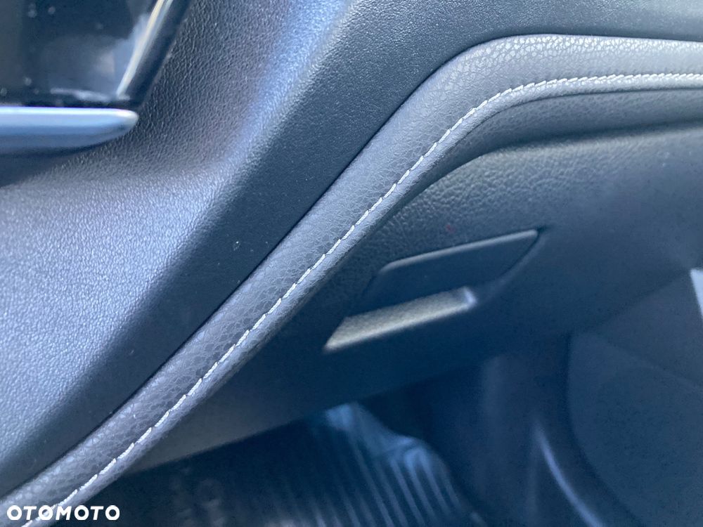 Toyota Auris Hybrid 135 Premium - 25