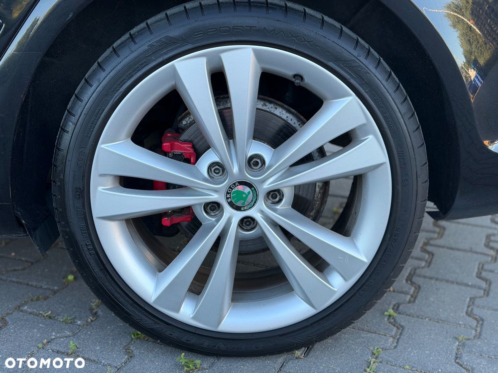 Skoda Octavia 2.0 TDI RS DSG - 20