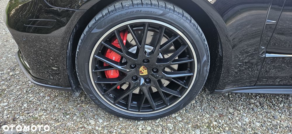 Porsche Panamera Turbo Executive - 31