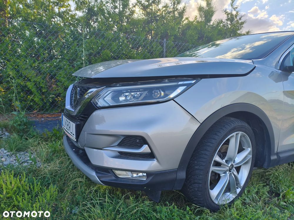 Nissan Qashqai 1.3 DIG-T N-Connecta EU6d - 8
