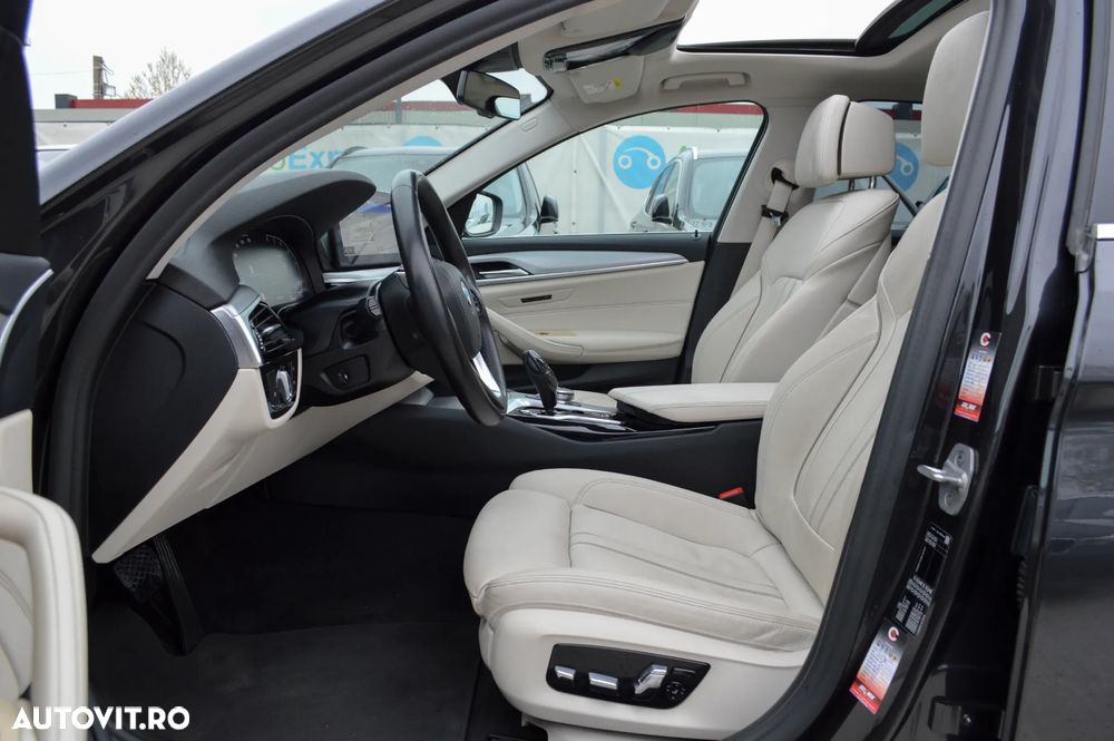 BMW Seria 5 520d Aut. Luxury Line - 26