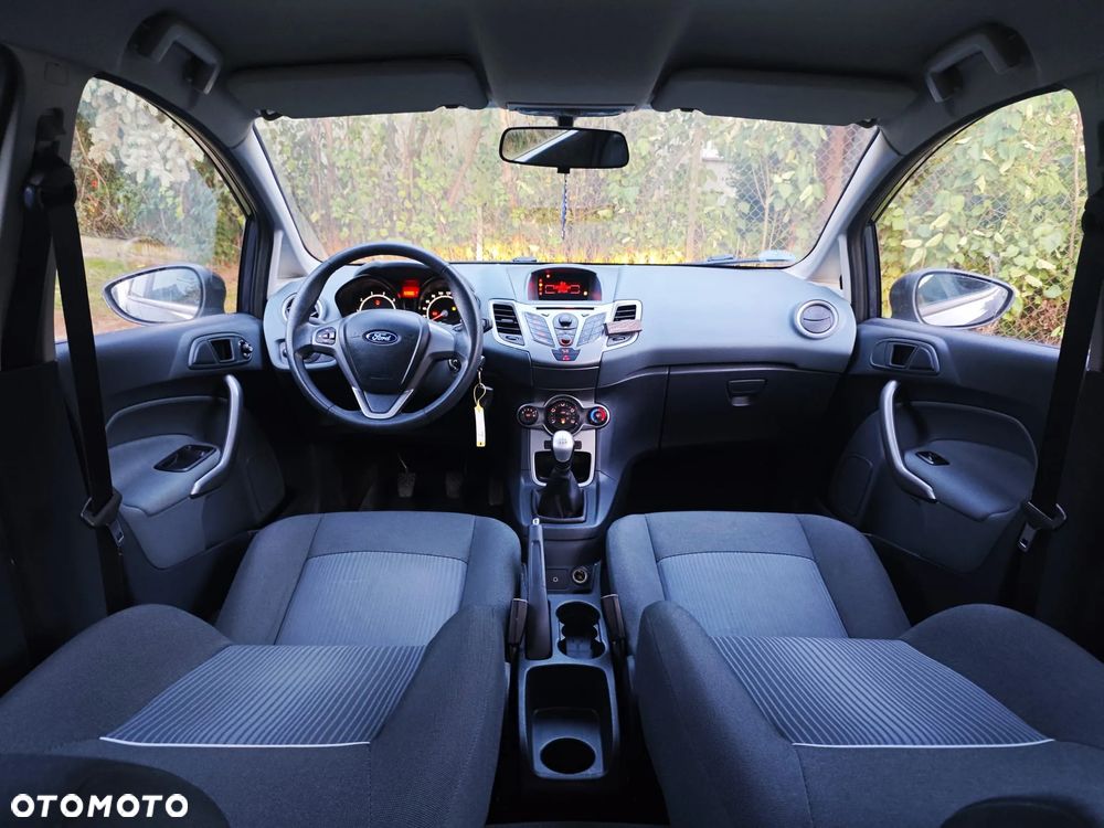Ford Fiesta 1.4 Champions Edition - 17